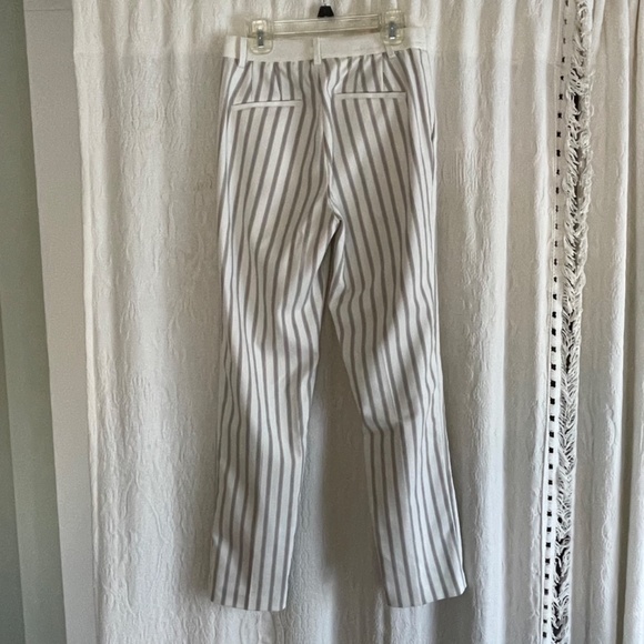 Uniqlo Striped Straight leg Pants - Picture 2 of 5